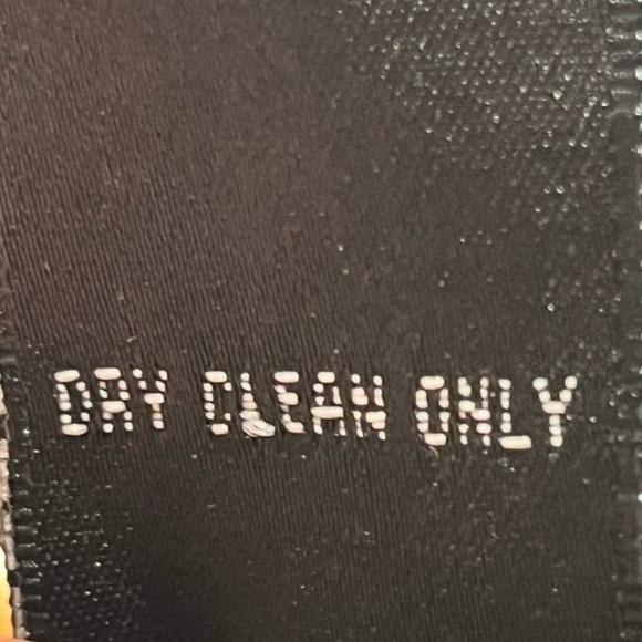 ANNE CARSON Silk Blend
Blazer L Black Plaid Raw Trim Floral Brooch Boho
Witchy - Picture 9 of 14